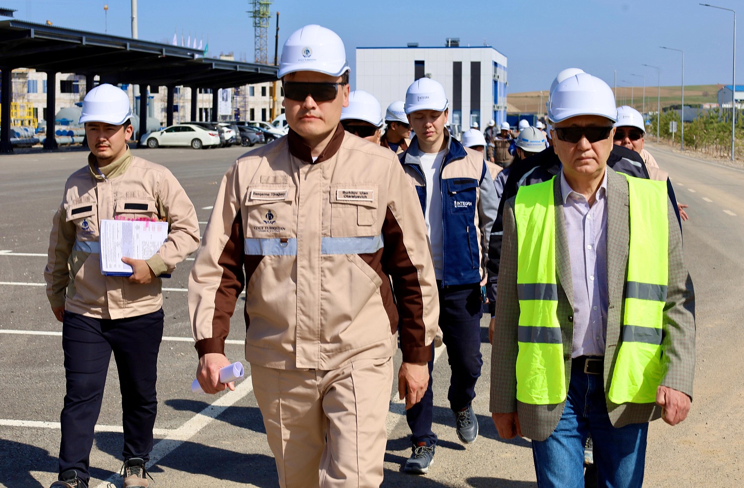 Non-staff Assistant to Kazakhstan’s Energy Minister Reviews Construction Progress at CCGT Turkistan