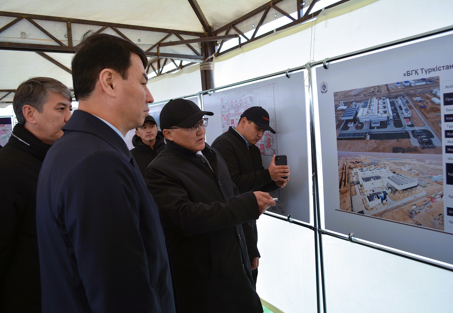 Заложена капсула под строительство электростанции 
