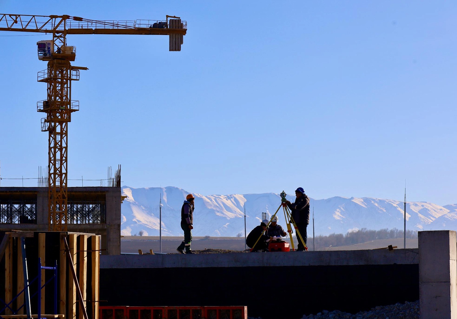 Leadership of Samruk-Kazyna Construction JSC Pays Working Visit to CCGT Turkistan LLP