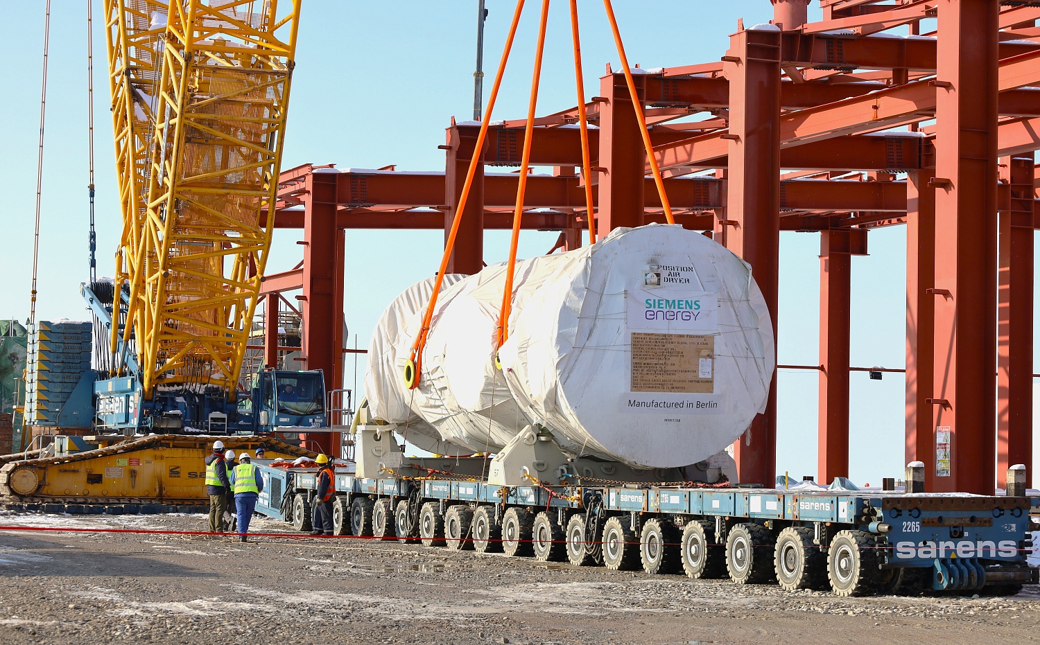 The 4th gas turbine of the CCGT is in place! 