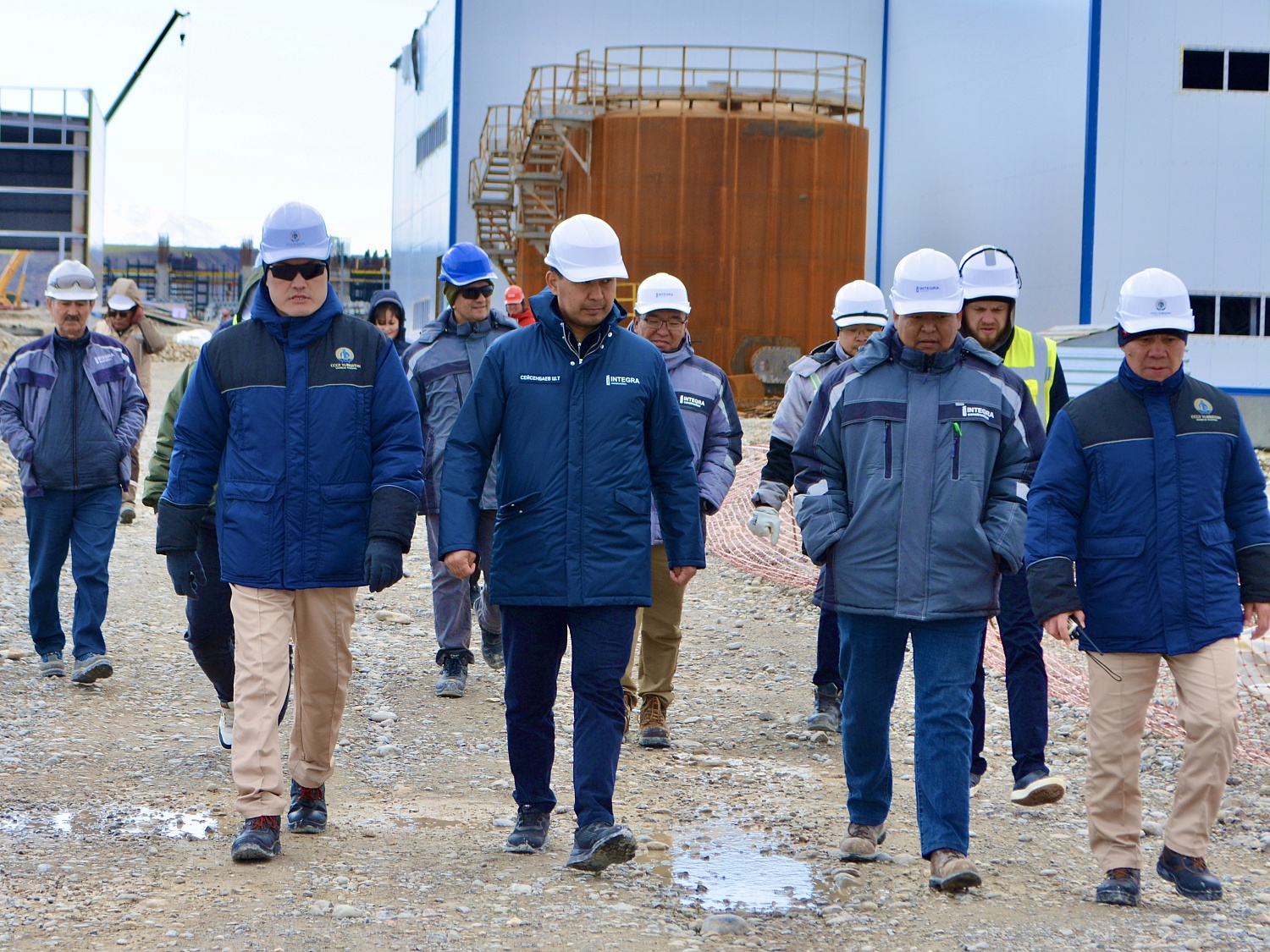  Preparations Begin for Installing Unit 1 HRSGs